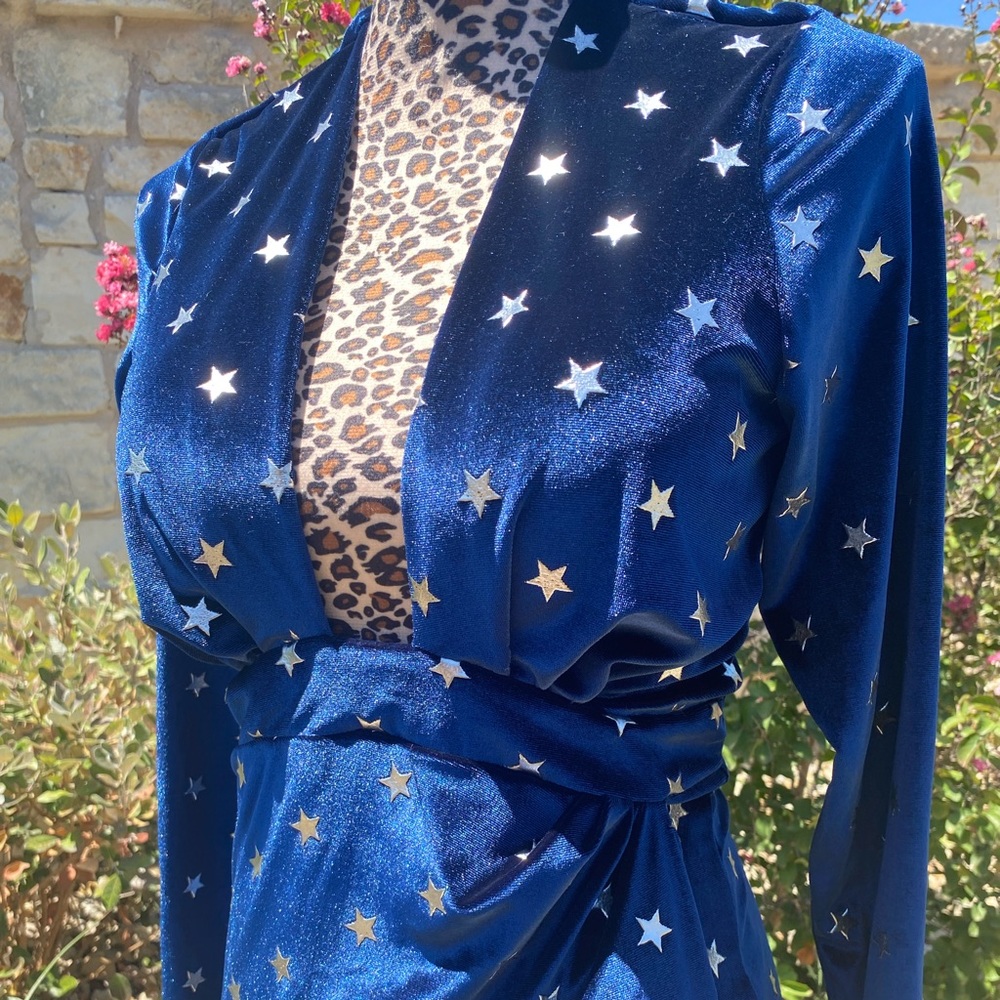 Blue velvet, silver star super plunge party dress!